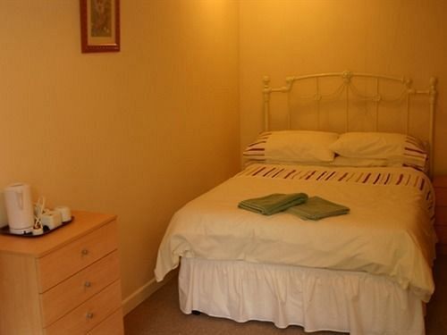 At Your Service B&B Yeovil Esterno foto